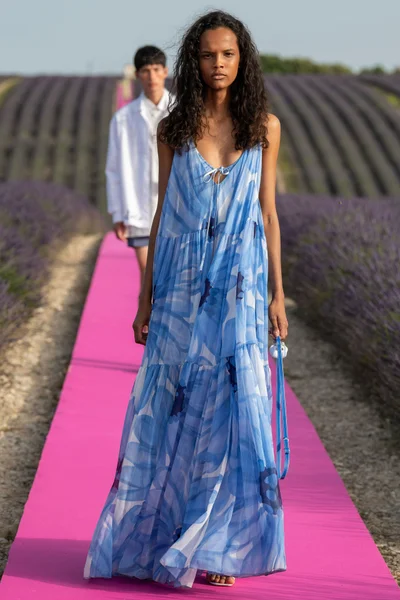 Look 29